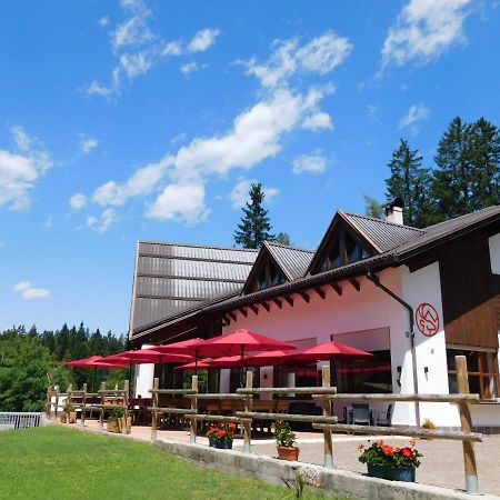 Hotel Mendel Stube Cavareno Exterior foto
