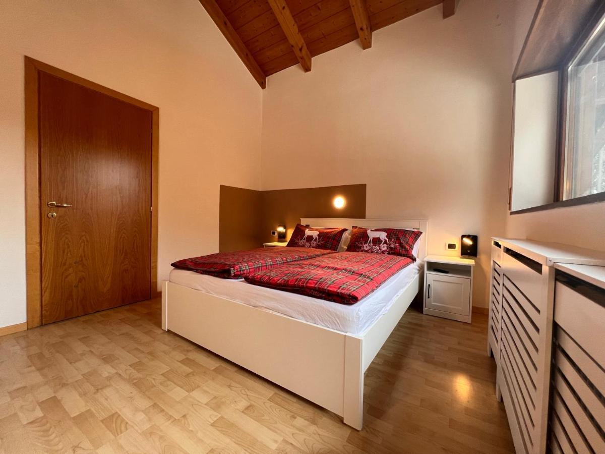 Hotel Mendel Stube Cavareno Exterior foto